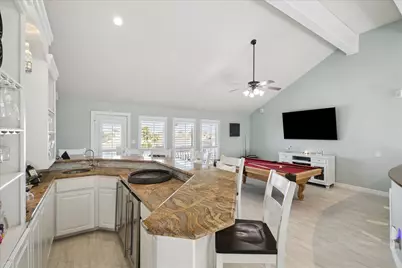 241 Tamana Drive, Tiki Island, TX 77554 - Photo 20