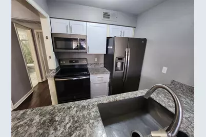 4500 Sherwood Lane #10, Houston, TX 77092 - Photo 6