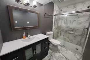 4500 Sherwood Ln, Houston, TX 77092 - Photo 12