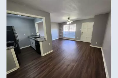 4500 Sherwood Lane #10, Houston, TX 77092 - Photo 1