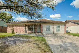 806 Coolwood Dr, Houston, TX 77013 - Photo 2