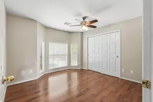 322 Welford Ln, Highlands, TX 77562 - Photo 16