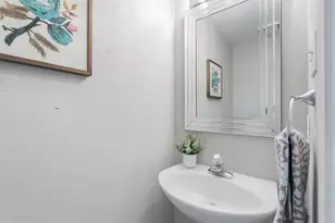 322 Welford Ln, Highlands, TX 77562 - Photo 20