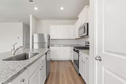 2554 Green Jasper Drive, Iowa Colony, TX 77583 - Photo 4