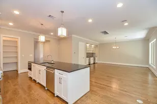 10207 Preston Crest Dr, Houston, TX 77042 - Photo 24