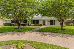 1700 N 30th St, Nederland, TX 77627 - Photo 2