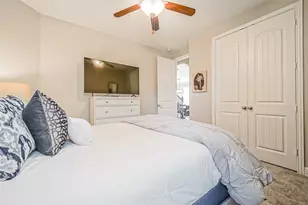 9507 Carson Ln, Rosharon, TX 77583 - Photo 12