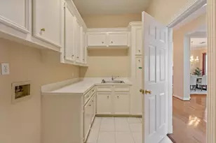 13 Stonegate Park Ct, Spring, TX 77379 - Photo 32