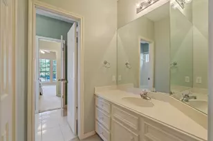 13 Stonegate Park Ct, Spring, TX 77379 - Photo 28