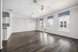 1624 W 25th St, Houston, TX 77008 - Photo 2