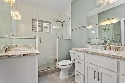7036 W 43rd Street, Houston, TX 77092 - Photo 20
