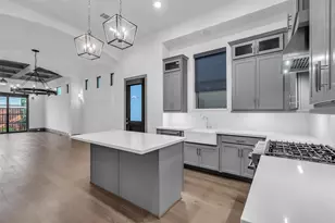 1906 W 25th St, Houston, TX 77008 - Photo 6