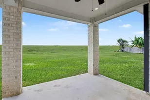 2000 Twin Lakes Blvd, West Columbia, TX 77486 - Photo 26