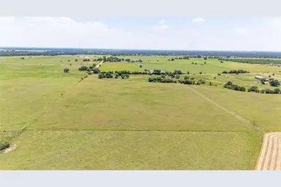 1282 Cr 329, Yoakum, TX 77995 - Photo 14