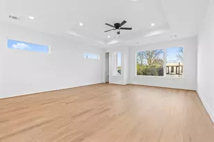 8403 Sunnyhill St, Houston, TX 77088 - Photo 14