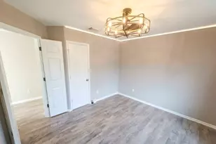 31723 Royal Woods Ct, Conroe, TX 77385 - Photo 8