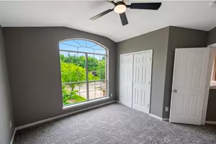 31723 Royal Woods Ct, Conroe, TX 77385 - Photo 12