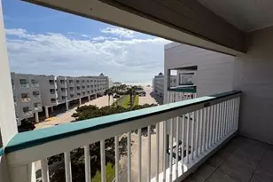 6102 Seawall Blvd, Galveston, TX 77551 - Photo 4