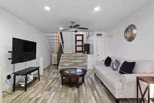 15932 Seahorse Dr, Houston, TX 77062 - Photo 8