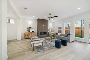 304 Enid St, Houston, TX 77009 - Photo 10