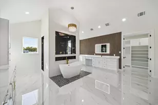 304 Enid St, Houston, TX 77009 - Photo 42