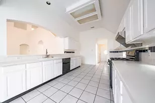 3627 Heritage Colony Dr, Missouri City, TX 77459 - Photo 8