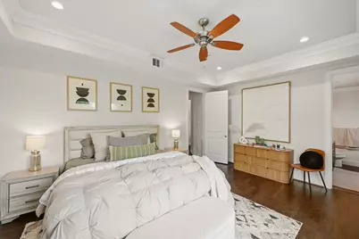 510 Lovett Boulevard #301, Houston, TX 77006 - Photo 16