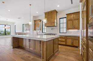 4623 Sunset Cir, Sugar Land, TX 77479 - Photo 12