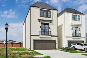 4623 Sunset Cir, Sugar Land, TX 77479 - Photo 6