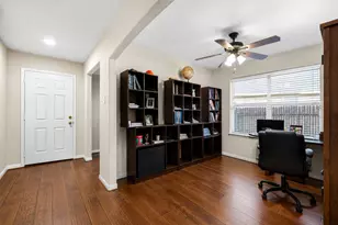 9303 Cold River Ct, Humble, TX 77396 - Photo 6
