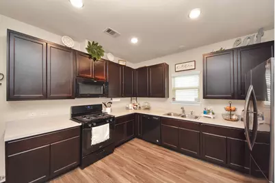 13243 Montane Manor Lane, Houston, TX 77044 - Photo 12