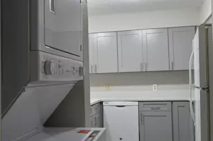 3069 Windchase Blvd, Houston, TX 77082 - Photo 10