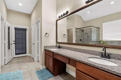 4926 Magnolia Bend Drive, Rosharon, TX 77583 - Photo 18