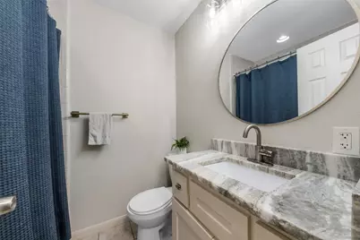 1913 Thonig Road, Houston, TX 77055 - Photo 18