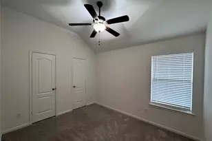 9023 Kinnel Ln, Tomball, TX 77375 - Photo 16