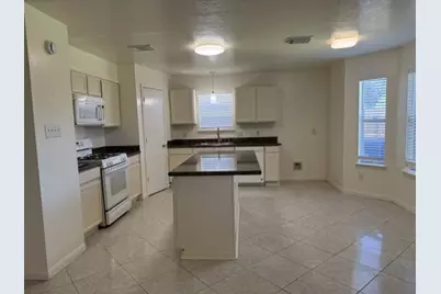 9323 Eaglewood Spring Drive, Houston, TX 77083 - Photo 6