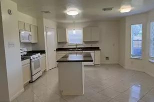 9323 Eaglewood Spring Dr, Houston, TX 77083 - Photo 6