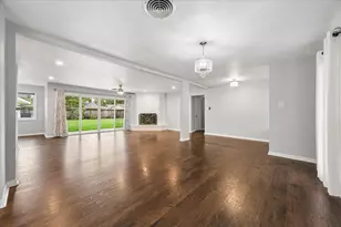 427 Biscayne Blvd, El Lago, TX 77586 - Photo 10