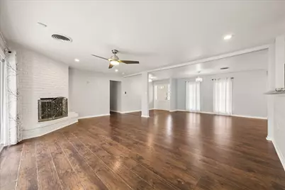 427 Biscayne Boulevard, El Lago, TX 77586 - Photo 6