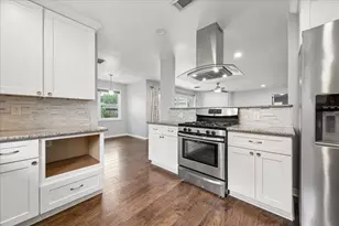 427 Biscayne Blvd, El Lago, TX 77586 - Photo 12