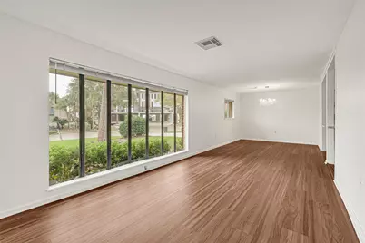 2515 Baycrest Dr, Houston, TX 77058 - Photo 4