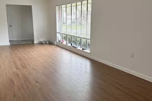 2515 Baycrest Dr, Houston, TX 77058 - Photo 4