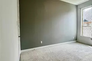 13326 Lake Chesdin Rd, Houston, TX 77044 - Photo 8