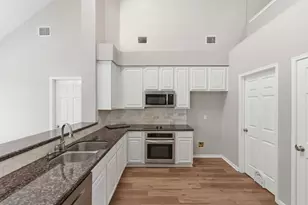 1807 Heather Cove Ct, Houston, TX 77062 - Photo 18