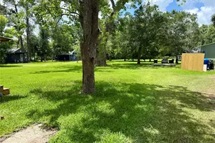13298 County Rd 190, Alvin, TX 77511 - Photo 18