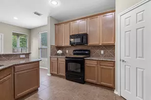 17510 Durham Ridge Ln, Humble, TX 77346 - Photo 10