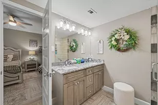 65 April Point Dr S, Montgomery, TX 77356 - Photo 18
