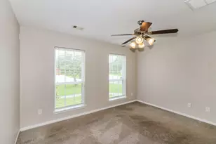 5119 Panay Park Dr, Houston, TX 77048 - Photo 10