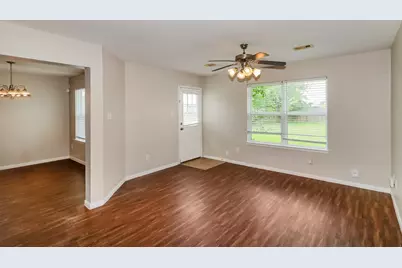 5119 Panay Park Drive, Houston, TX 77048 - Photo 4