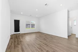 9527 Twilight Briar Ln, Baytown, TX 77521 - Photo 18